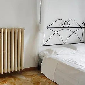 Privatunterkunft Urban
