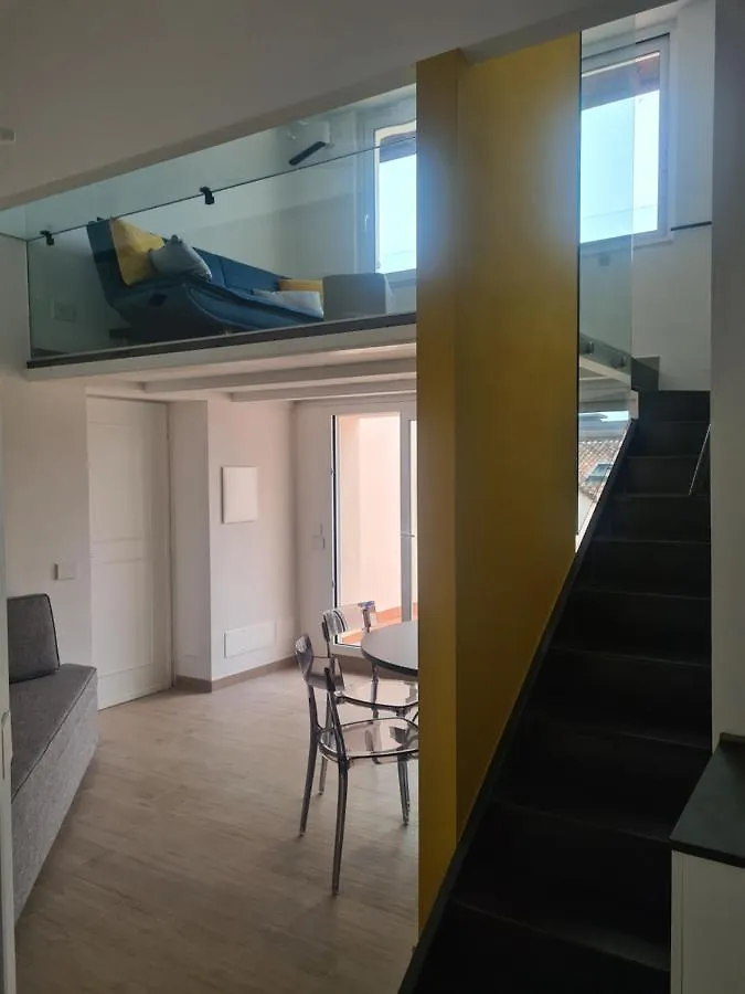 Aromi Piccolo Hotel Salò
